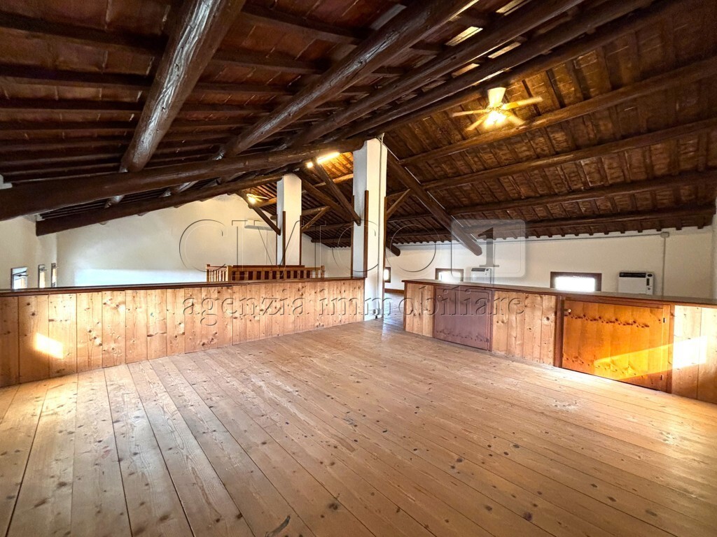 Rustico con giardino in via ghizzole 14, Montegalda