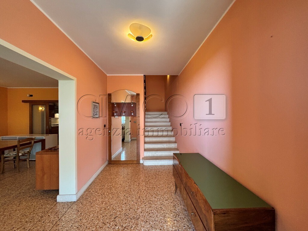 Casa indipendente con giardino in via ore 7, Barbarano Mossano
