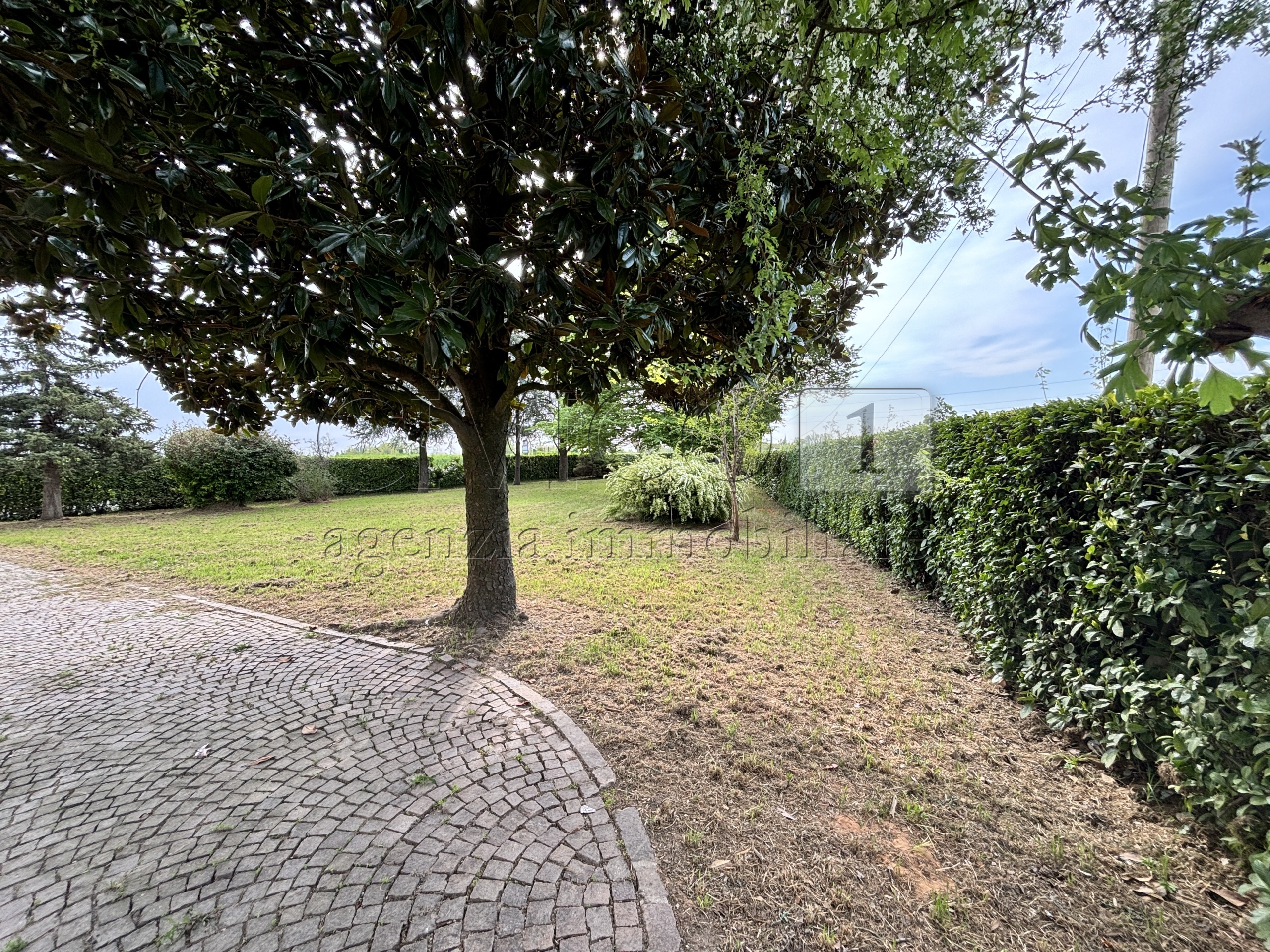 Appartamento con giardino in via a. pigafetta 20, Montegaldella