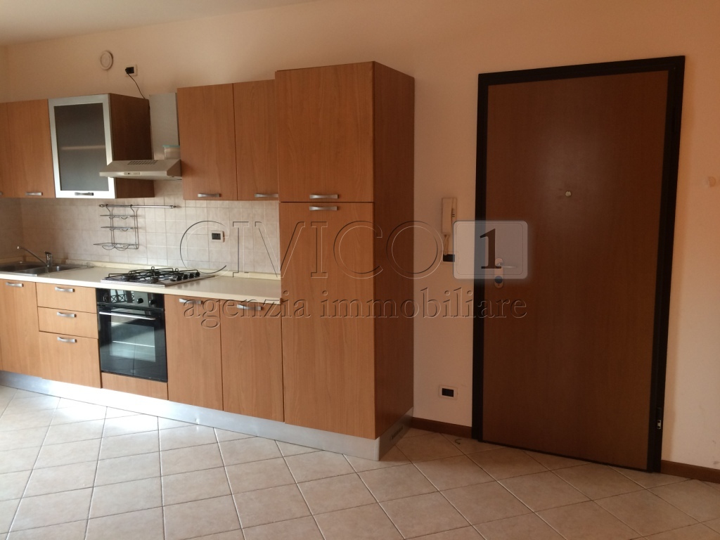 Bilocale con terrazzo in via forni, Albettone