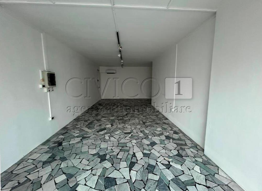 Locale commerciale in affitto in via riviera 63, Nanto