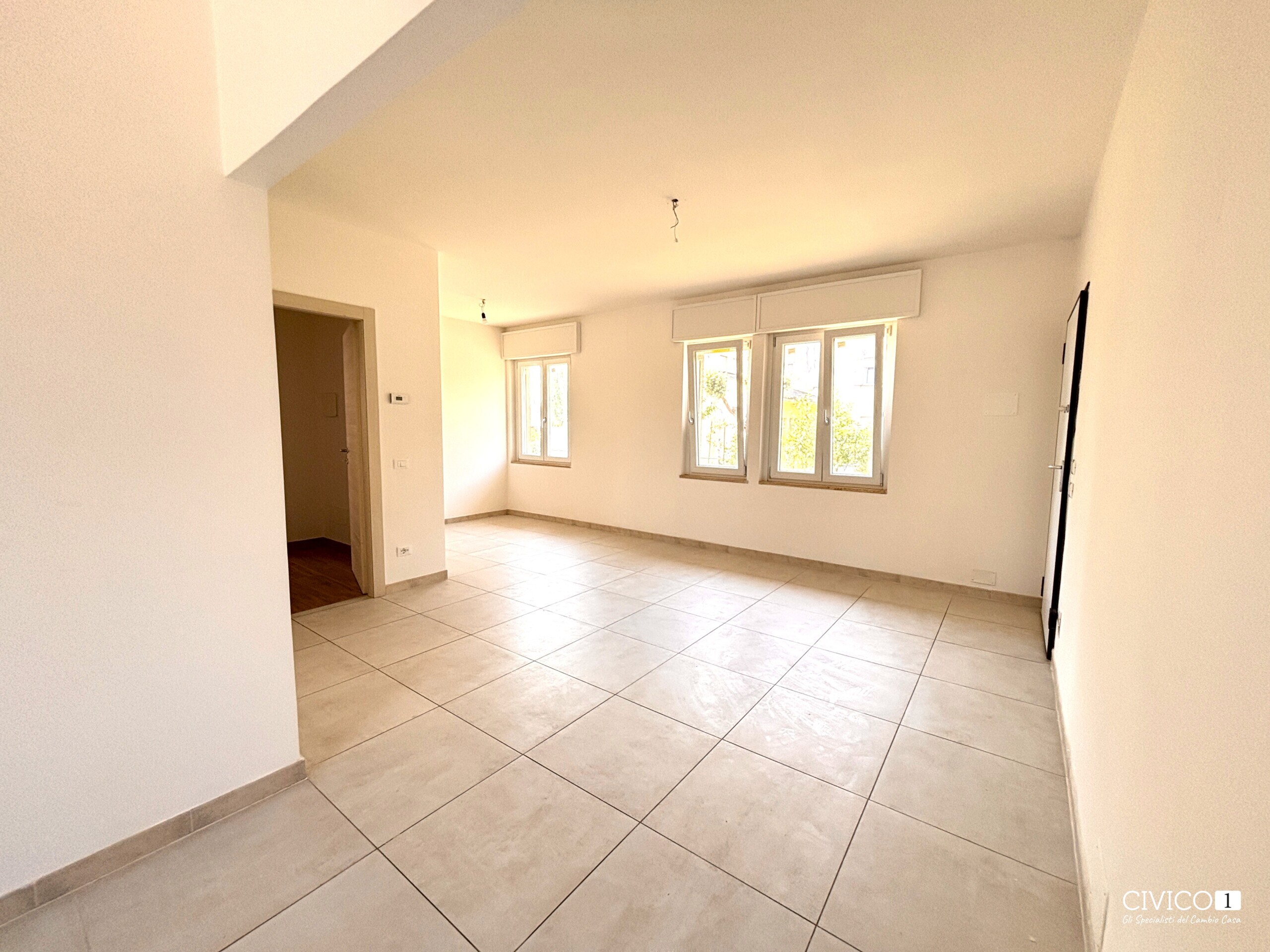Quadrilocale con box in via piave 23, Castegnero