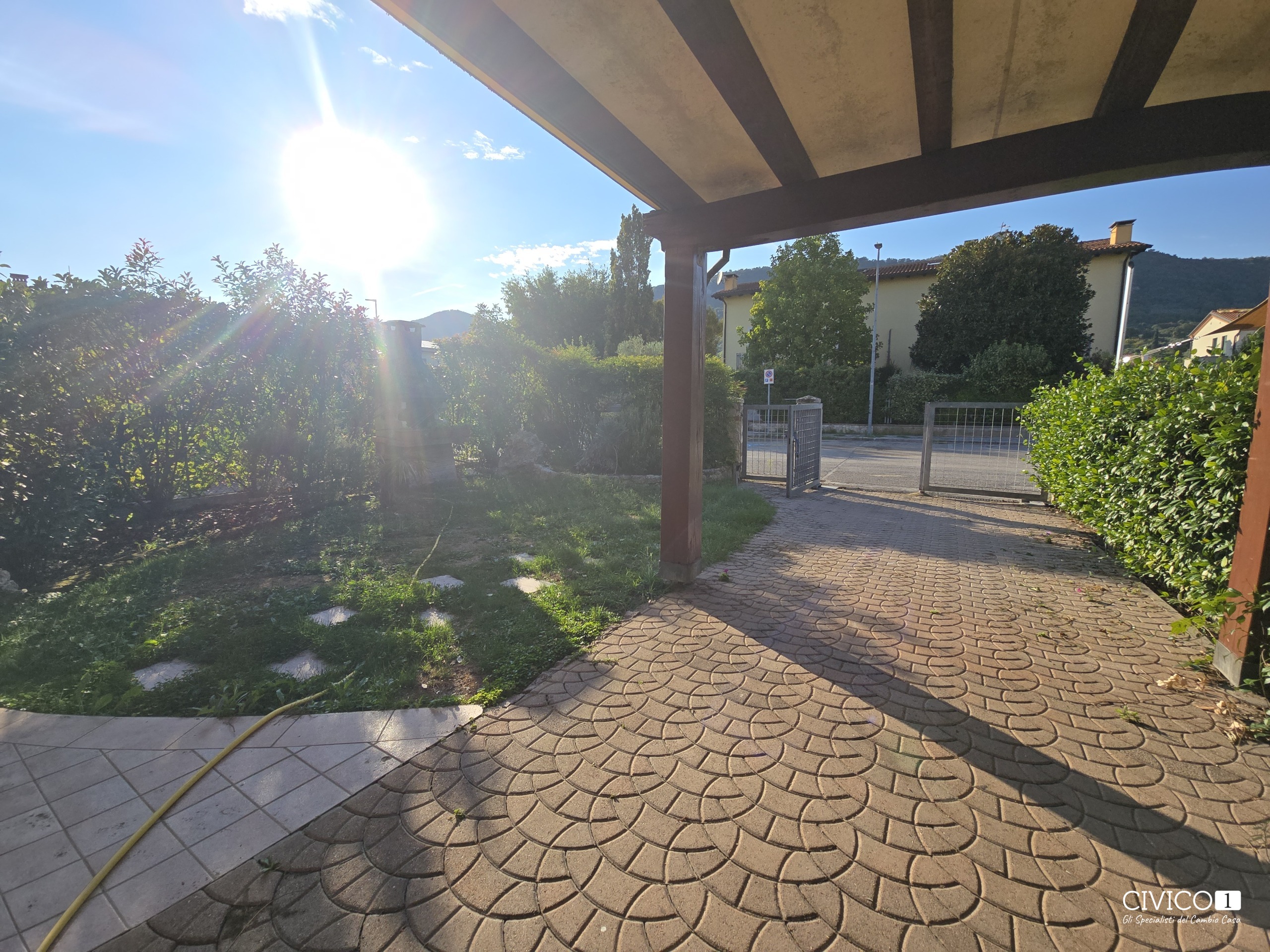 Casa indipendente con giardino in via nicol� tommaseo 43, Castegnero