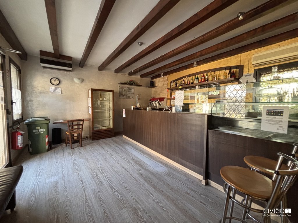 Locale commerciale da ristrutturare in via volto 7, Longare