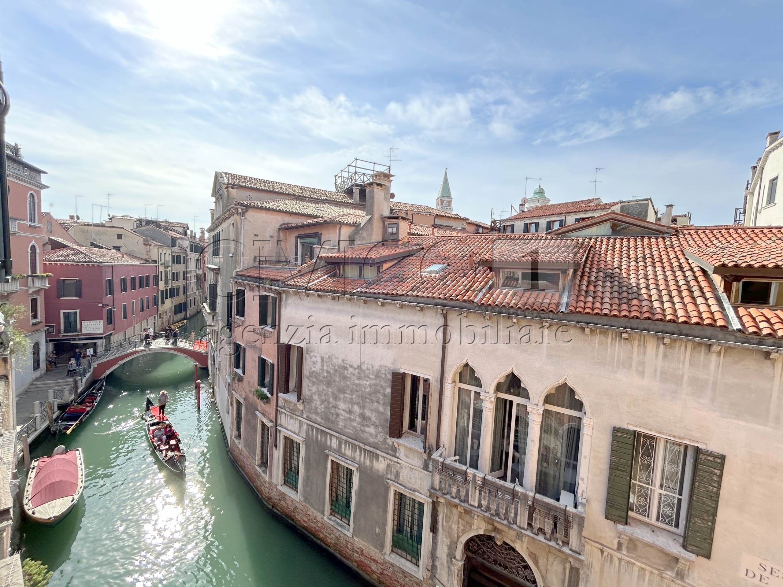 Attico in vendita in calle al ponte de la guerra, Venezia