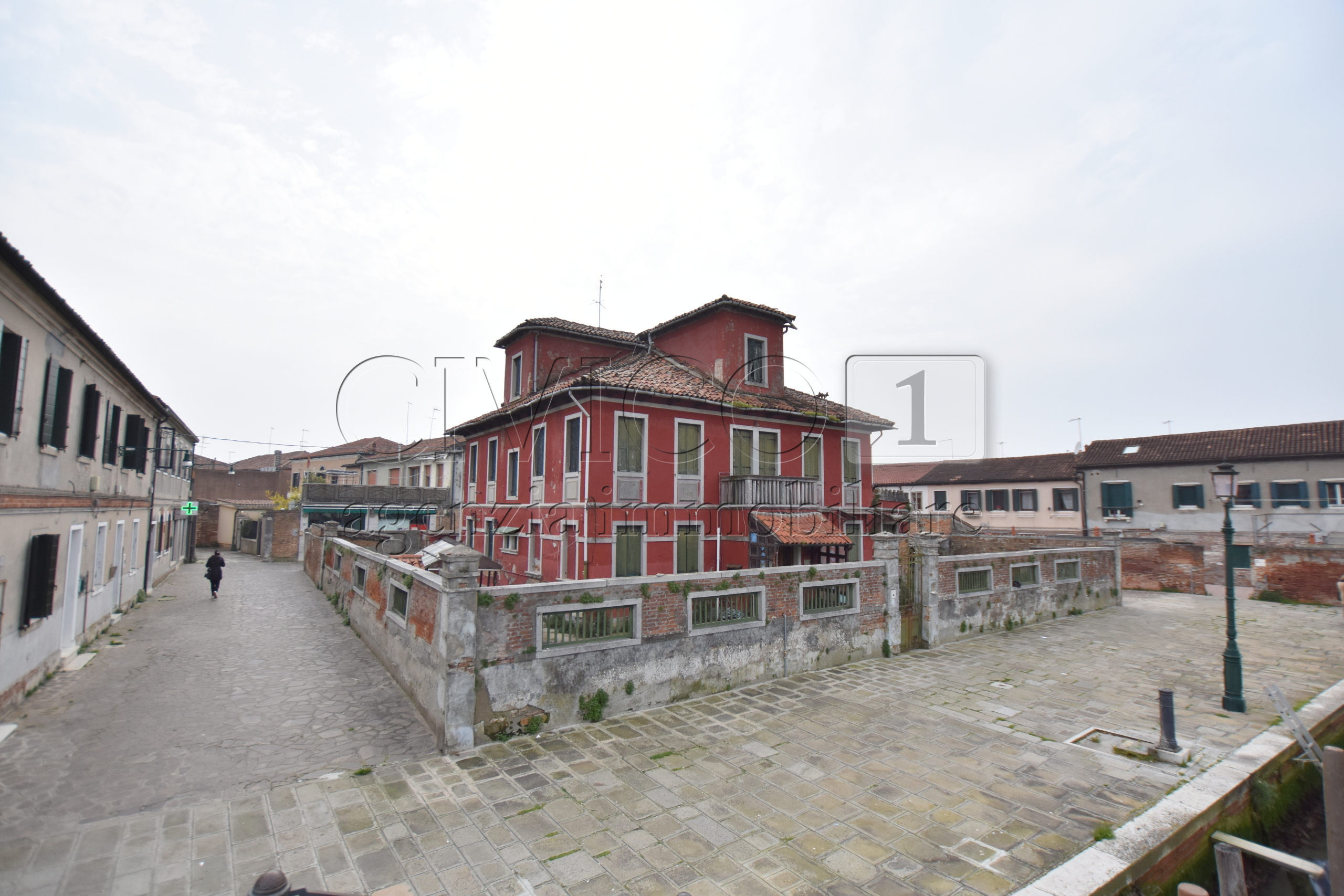 Villa con giardino in campo san donato, Venezia