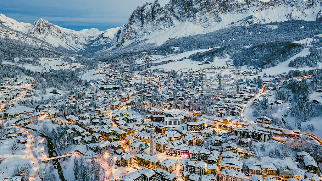 Casa indipendente con terrazzo in via lungoboite, Cortina d'Ampezzo