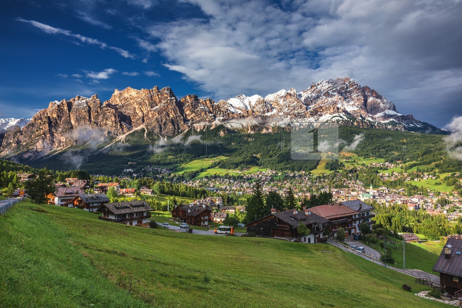 Casa indipendente con terrazzo in via lungoboite, Cortina d'Ampezzo