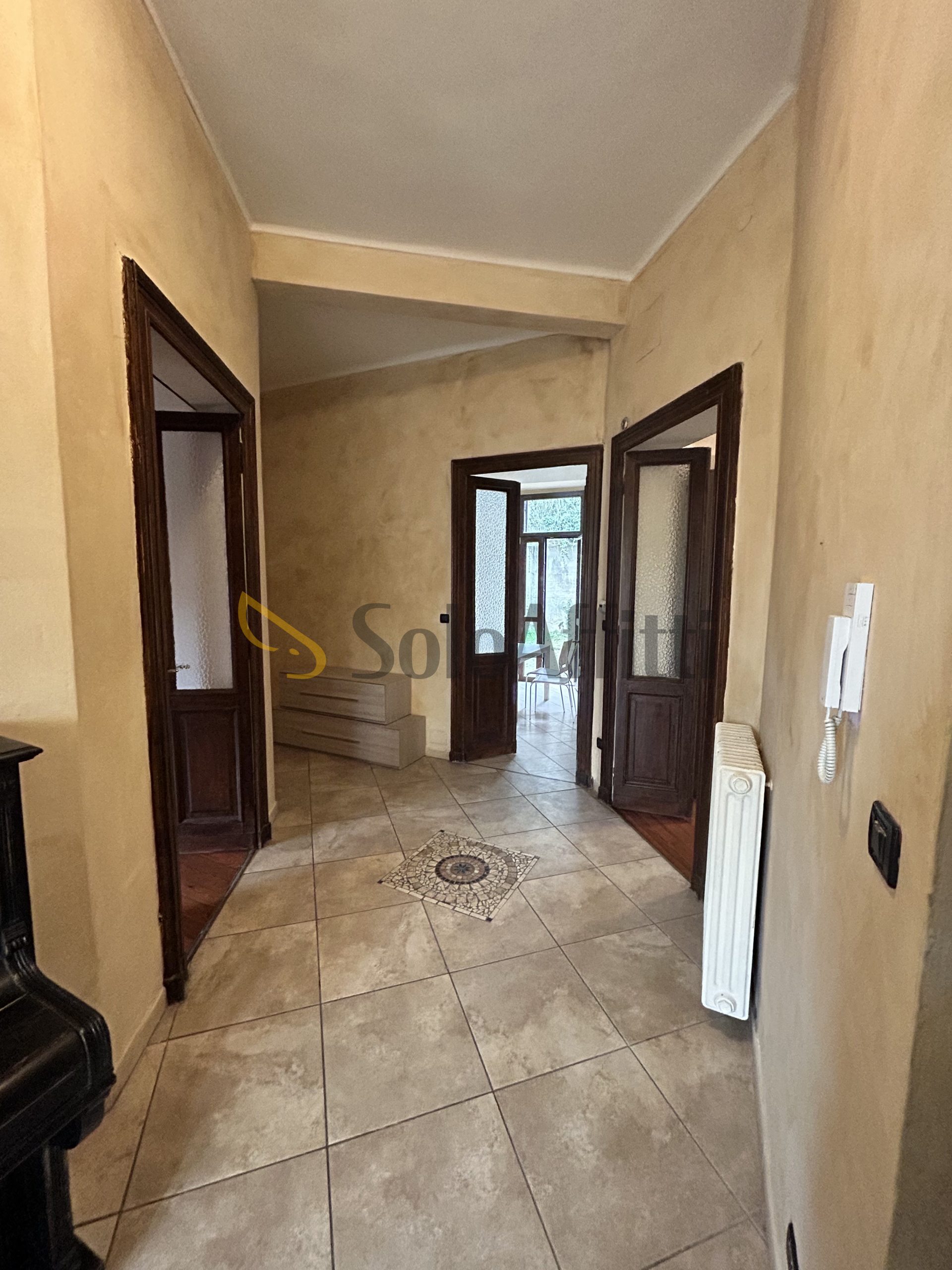 Trilocale con giardino, Torino pre-collina