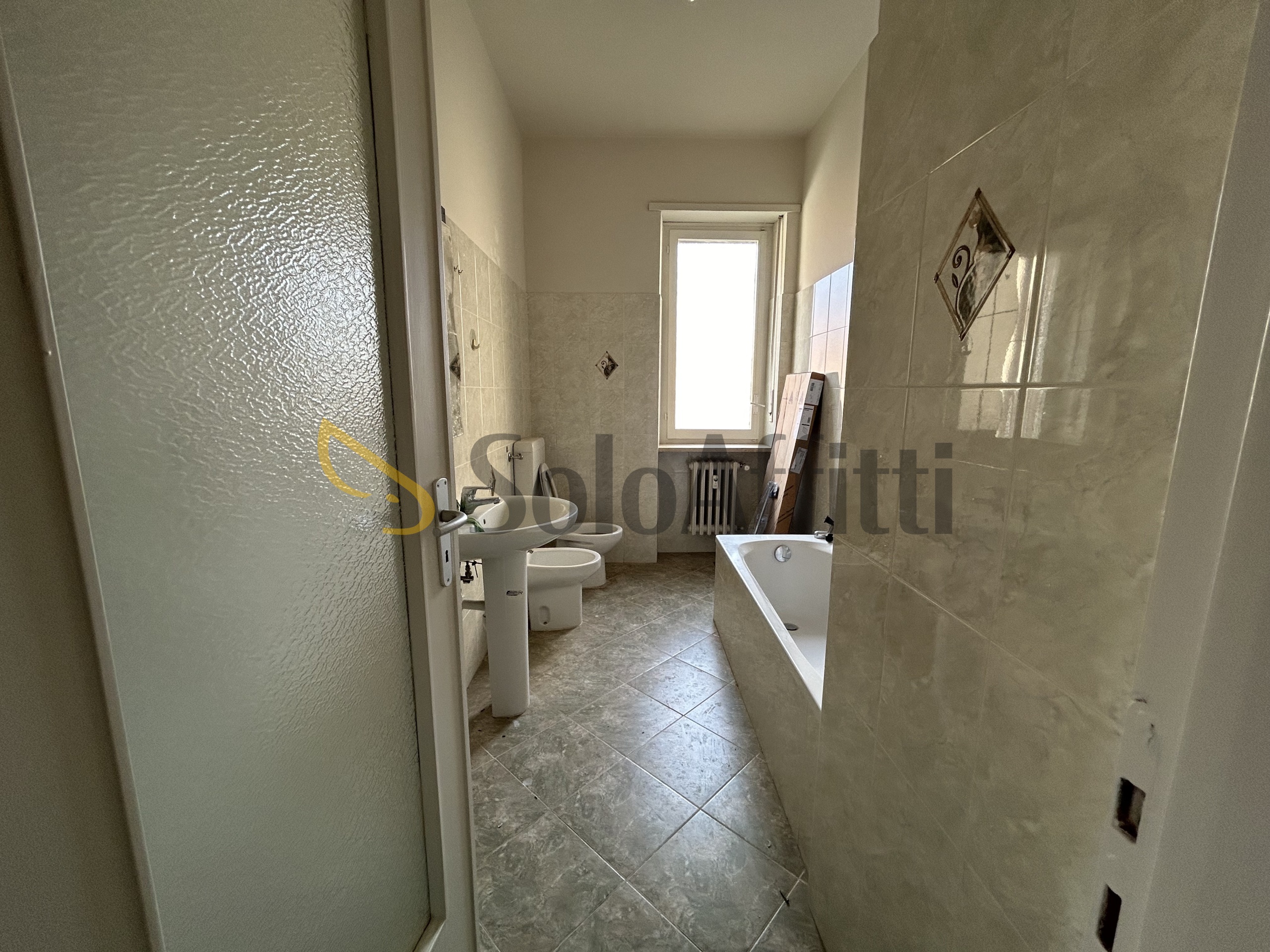 Trilocale con giardino in via juvarra 4, Collegno