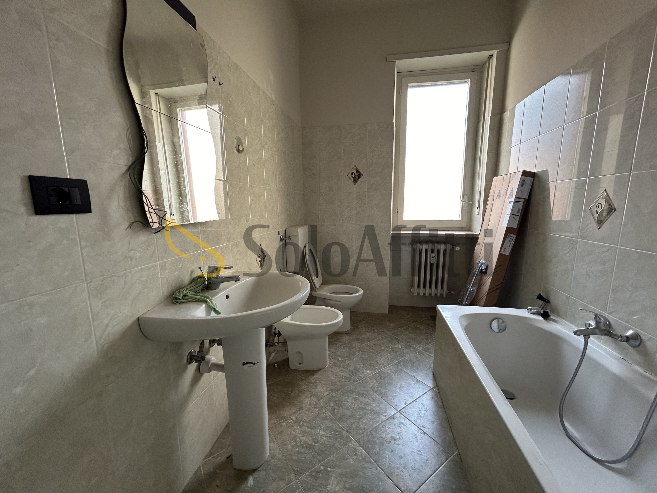 Trilocale con giardino in via juvarra 4, Collegno