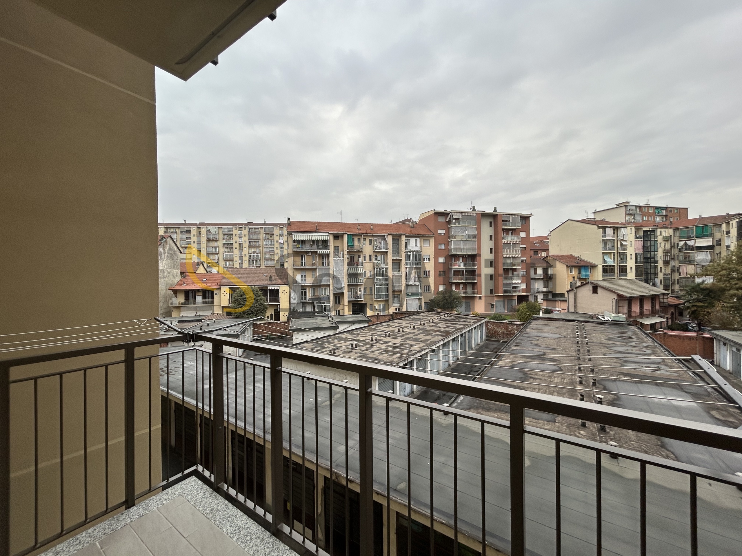 Trilocale in affitto in via montalenghe 13, Torino