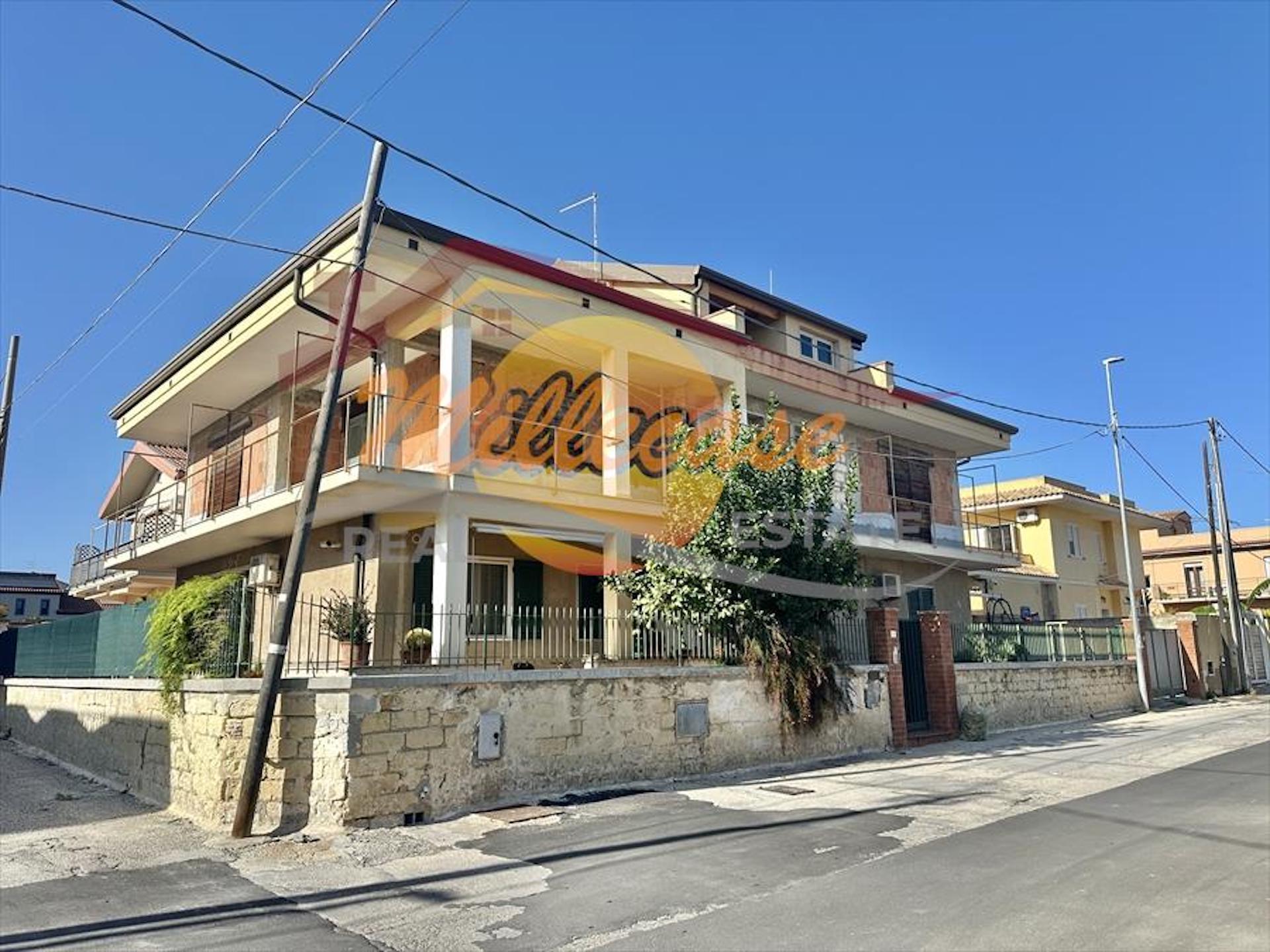 Villa in vendita in via monte cammarata, Siracusa