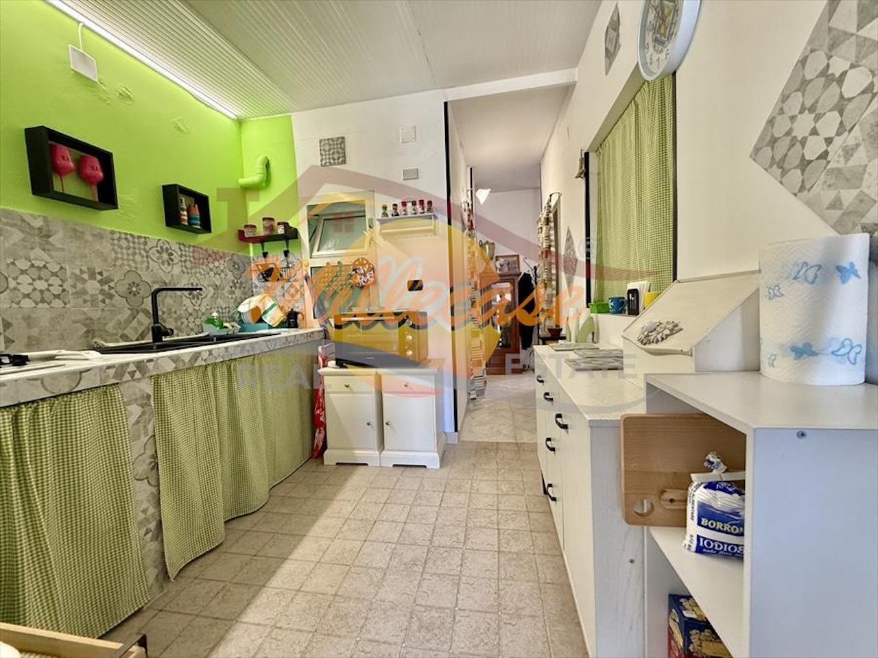 Bilocale in vendita in via re ierone ii, Siracusa