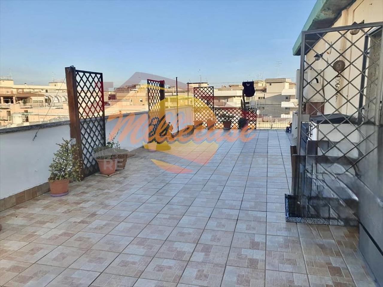 Attico con terrazzo in via pietro novelli, Siracusa