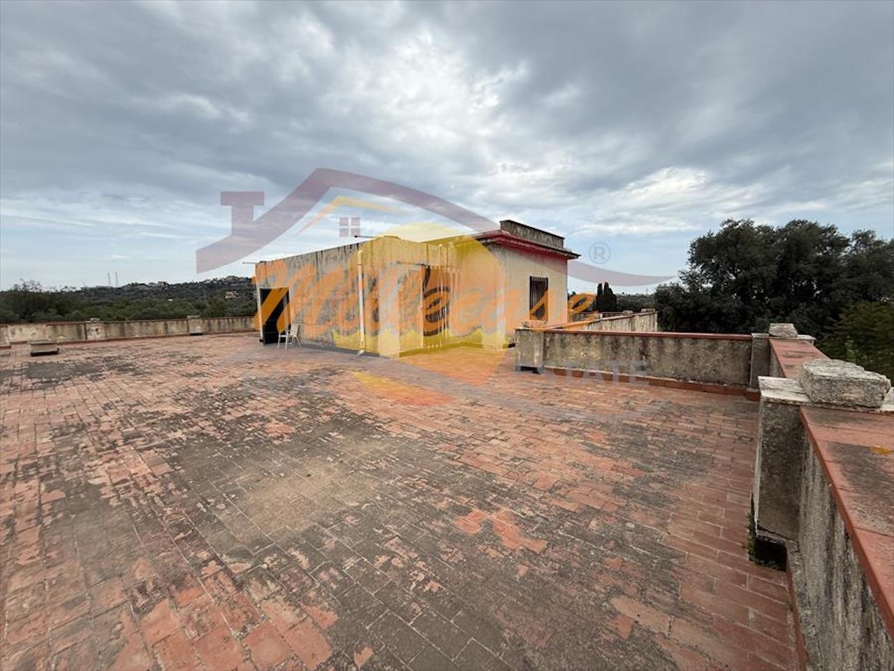 Villa con giardino in contrada carancino, Siracusa