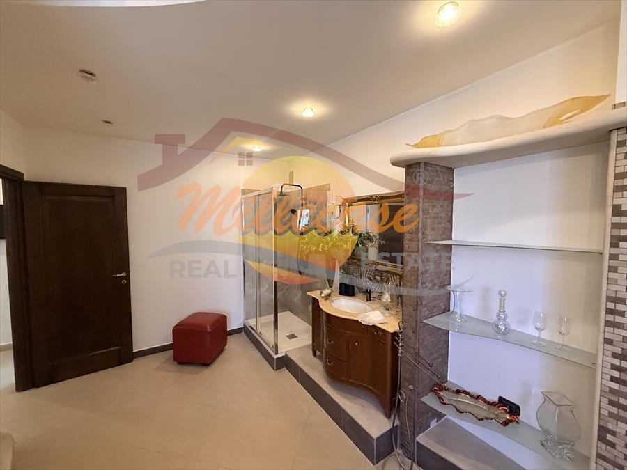 Bilocale ristrutturato in viale tunisi, Siracusa