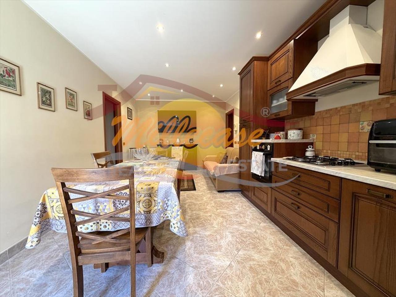 Casa indipendente con giardino in via aidone, Siracusa