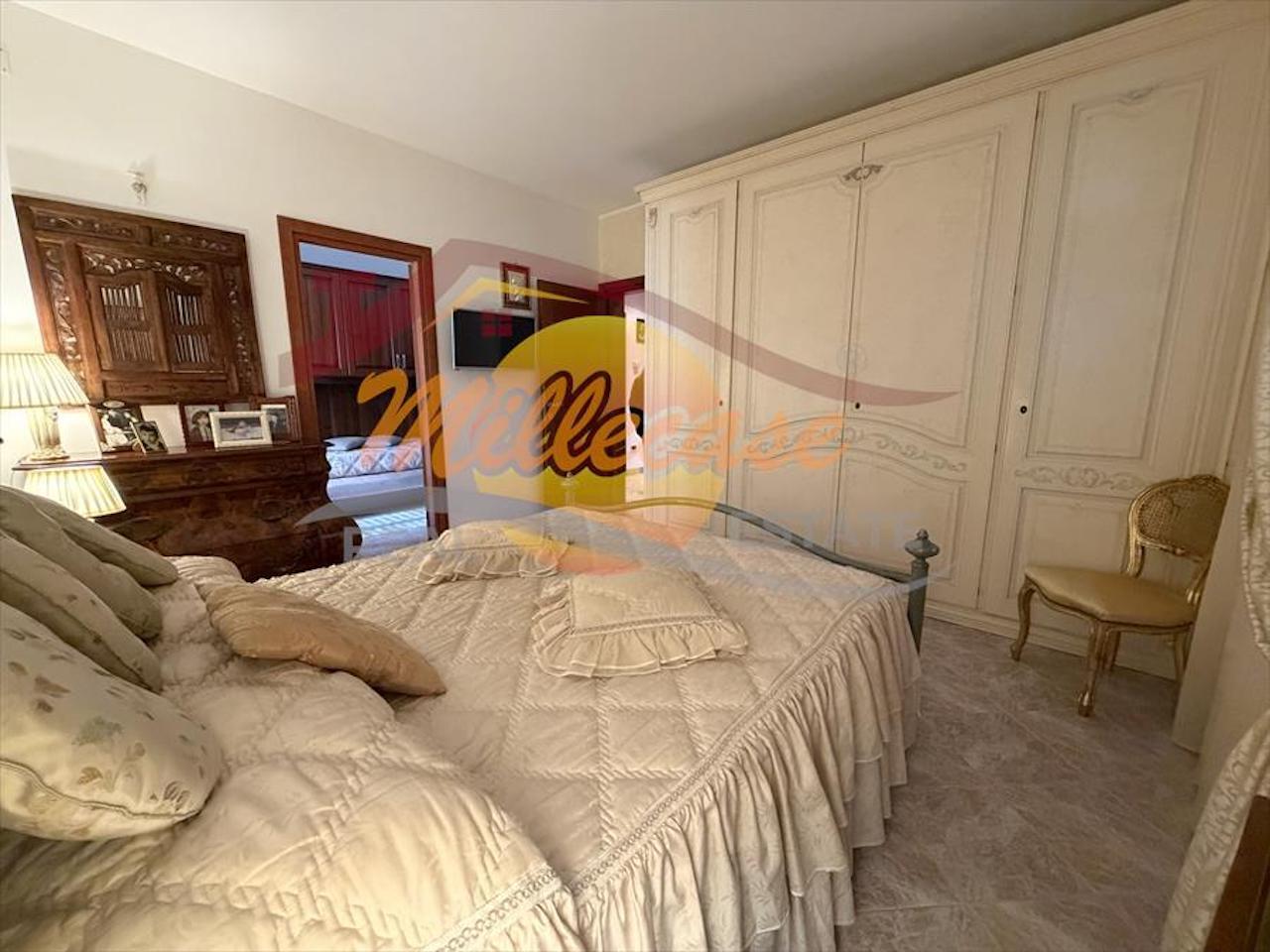 Casa indipendente con giardino in via aidone, Siracusa