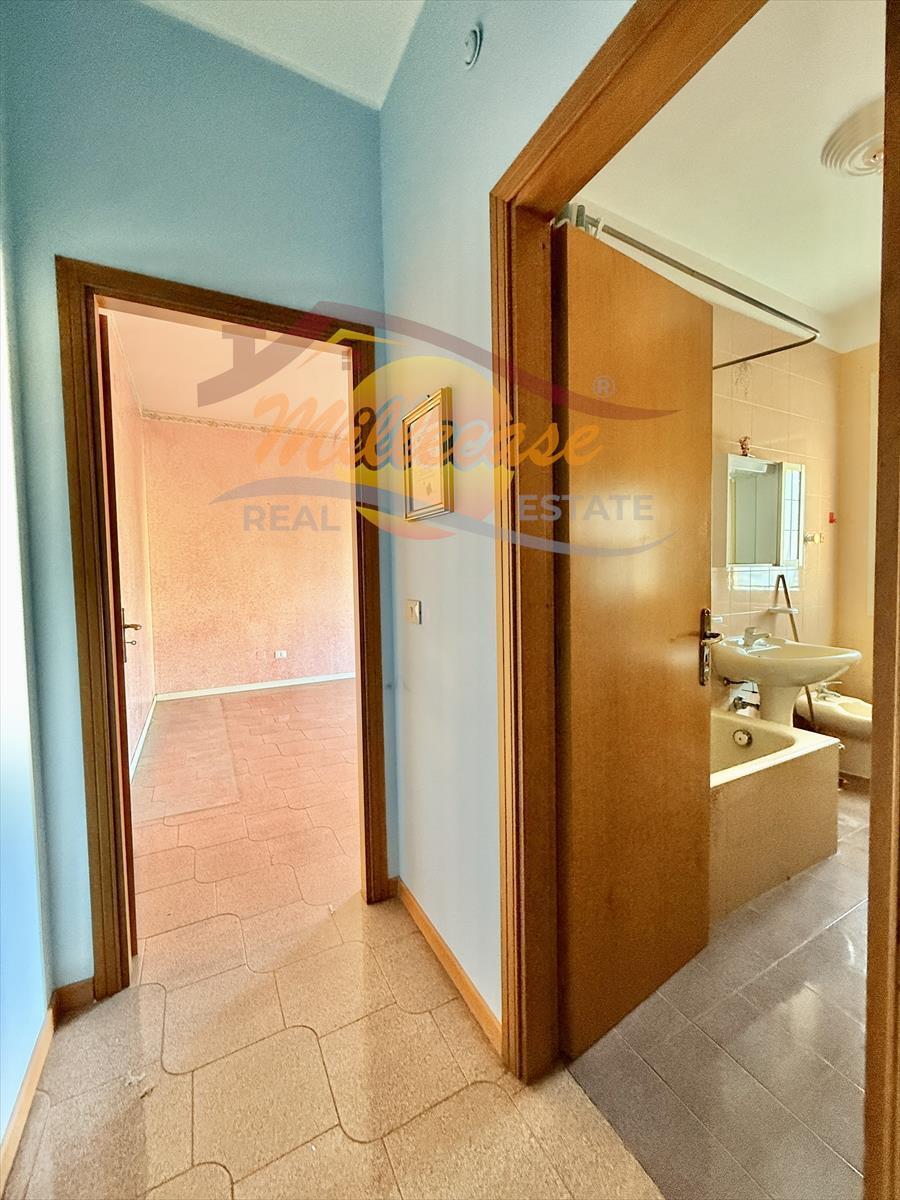 Trilocale in vendita in via augusta 17, Siracusa