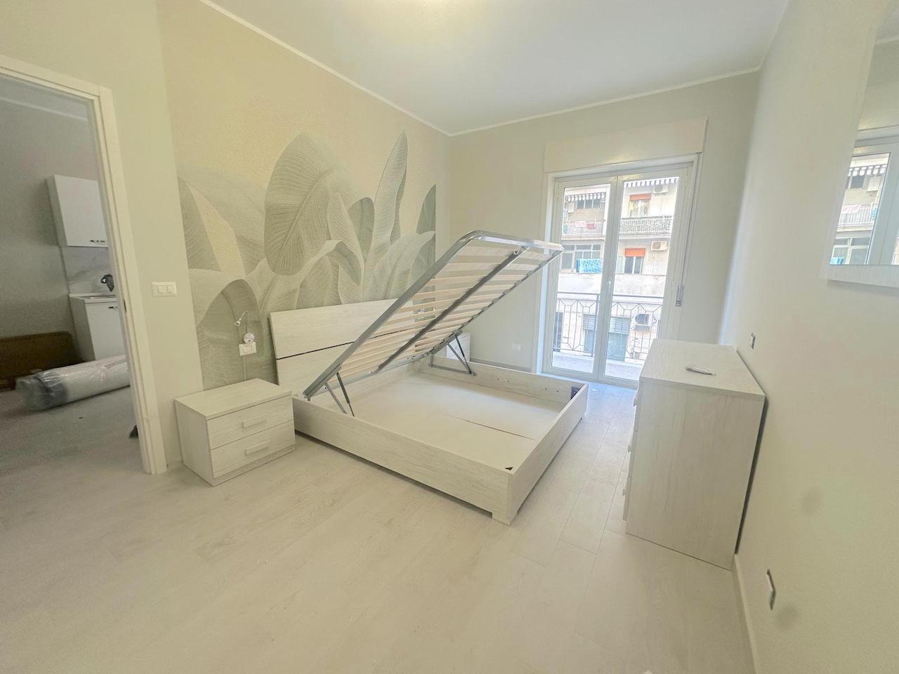 Bilocale ristrutturato in via misterbianco 4, Siracusa