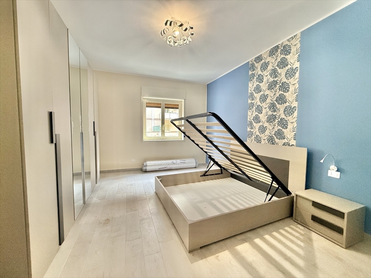 Bilocale con terrazzo in via misterbianco 4, Siracusa