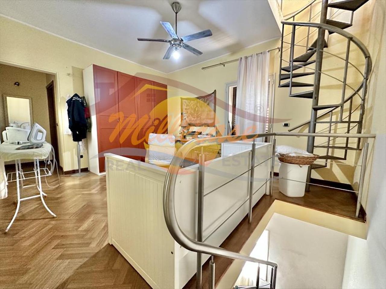 Casa indipendente vista mare in via senatore di giovanni, Siracusa