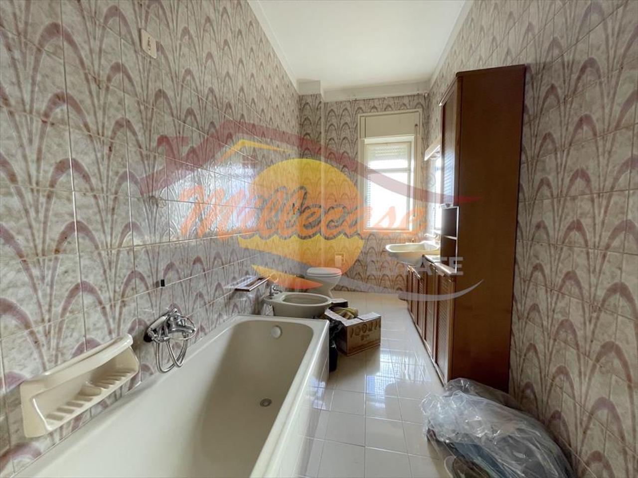 Appartamento da ristrutturare in via alessandro specchi, Siracusa