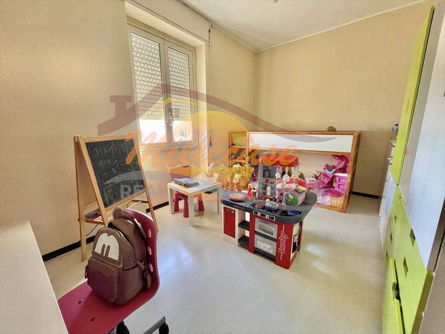 Trilocale vista mare in via lazio, Siracusa