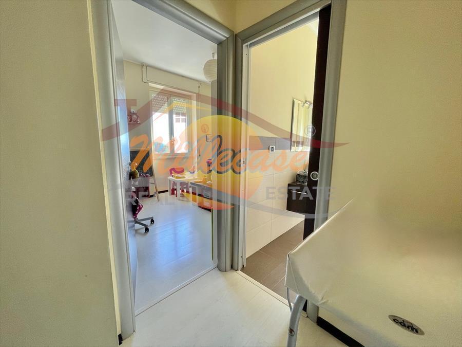 Trilocale vista mare in via lazio, Siracusa