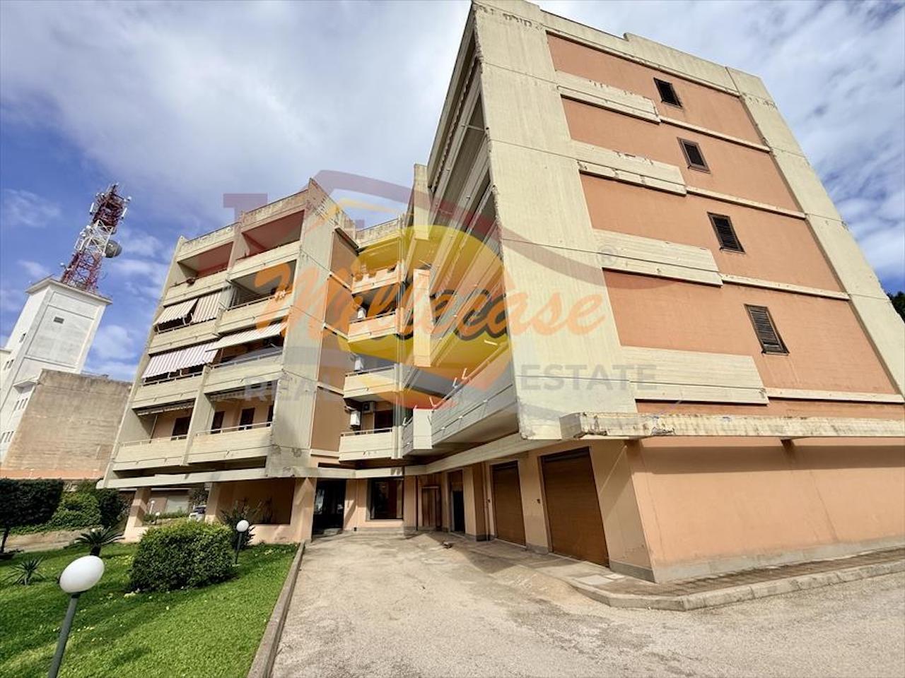 Box/Garage 35mq in vendita in viale tica, Siracusa