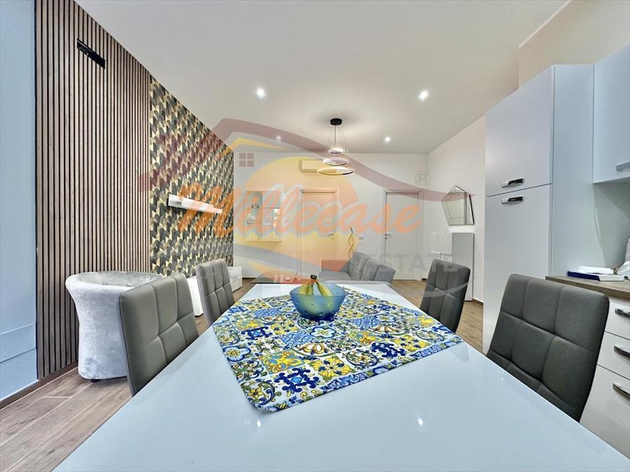 Bilocale con terrazzo in via austria, Siracusa