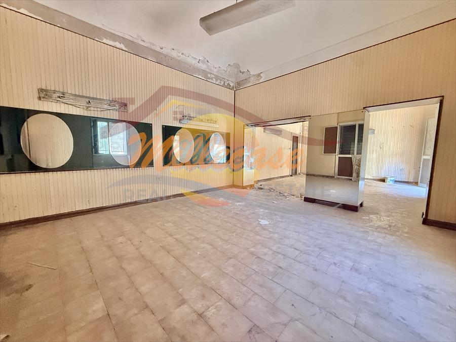 Bilocale da ristrutturare in via bainsizza, Siracusa