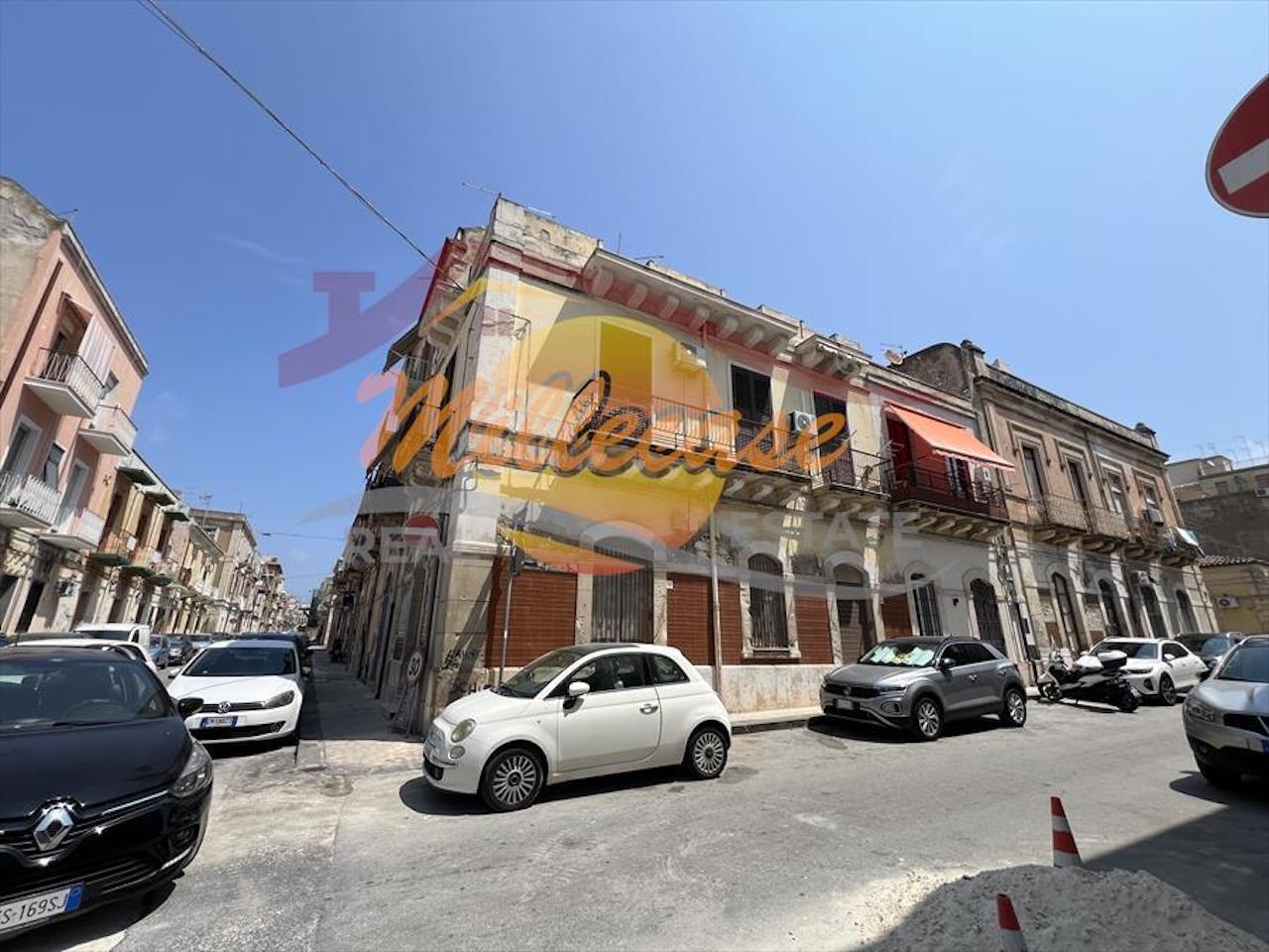 Bilocale da ristrutturare in via bainsizza, Siracusa
