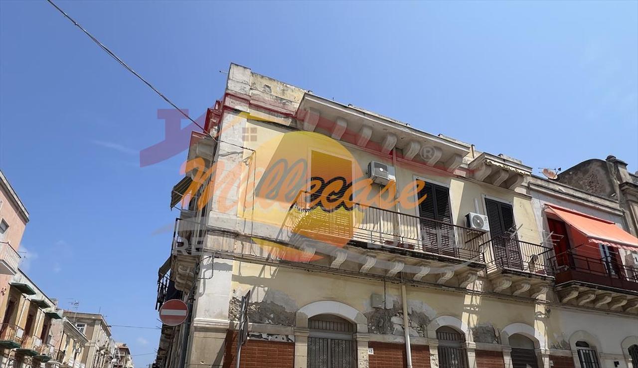 Trilocale da ristrutturare in via bainsizza, Siracusa