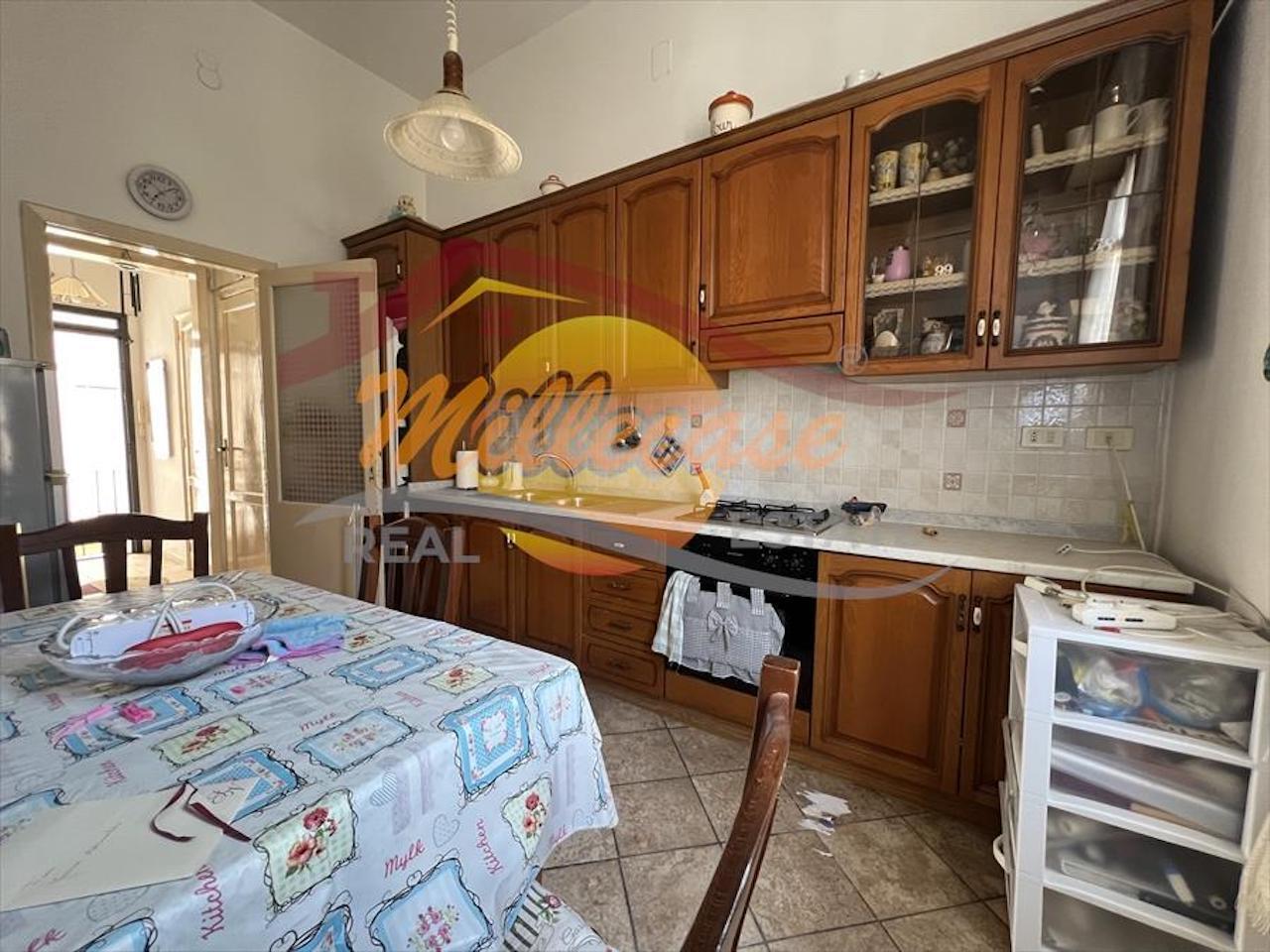 Trilocale da ristrutturare in via bainsizza, Siracusa