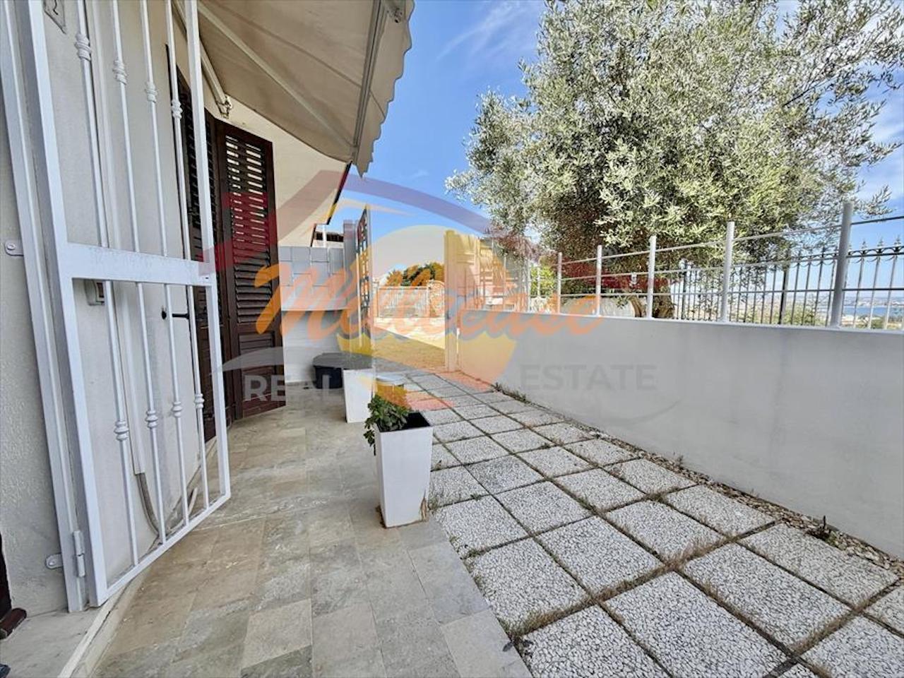 Trilocale in affitto in via avola, Siracusa