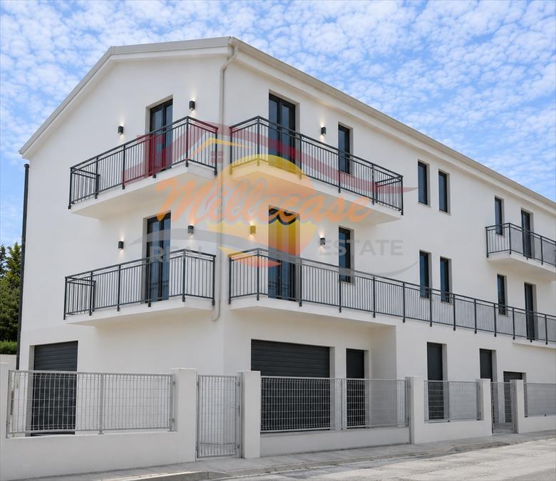 Trilocale nuovo in via benedetto croce, Siracusa