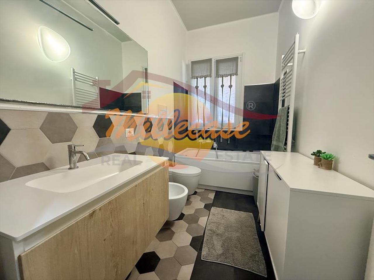 Appartamento con box in viale scala greca, Siracusa