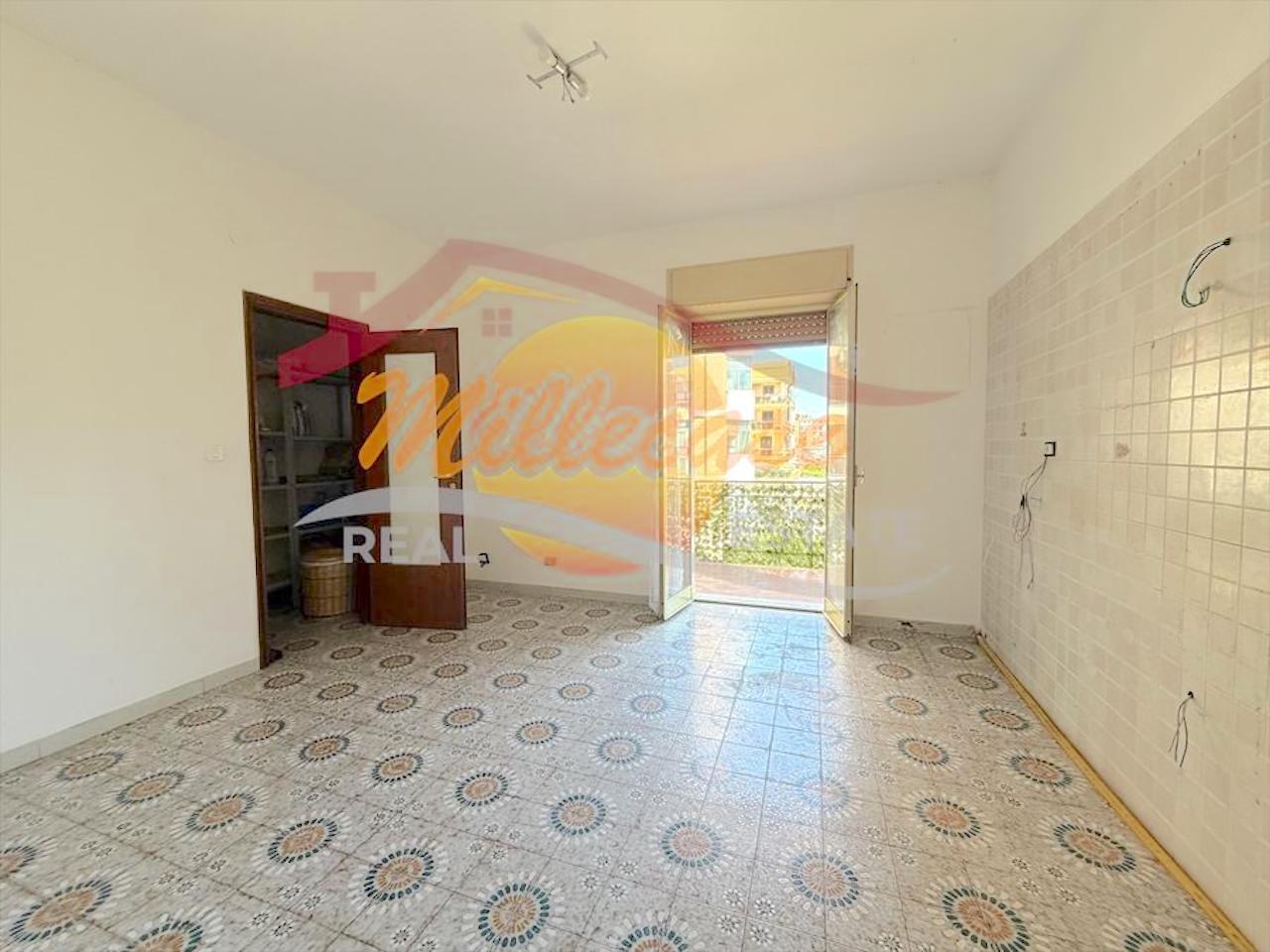 Quadrilocale con giardino in via dell'olimpiade, Siracusa