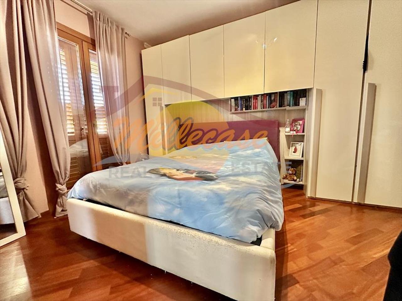 Casa indipendente con giardino in traversa sinerchia, Siracusa