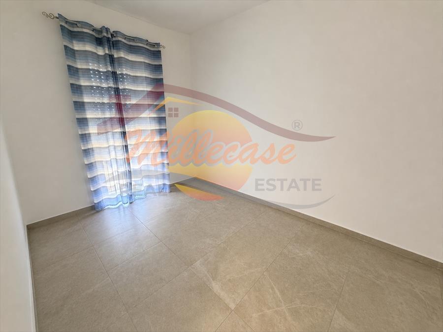 Quadrilocale ristrutturato in viale dei comuni 121, Siracusa