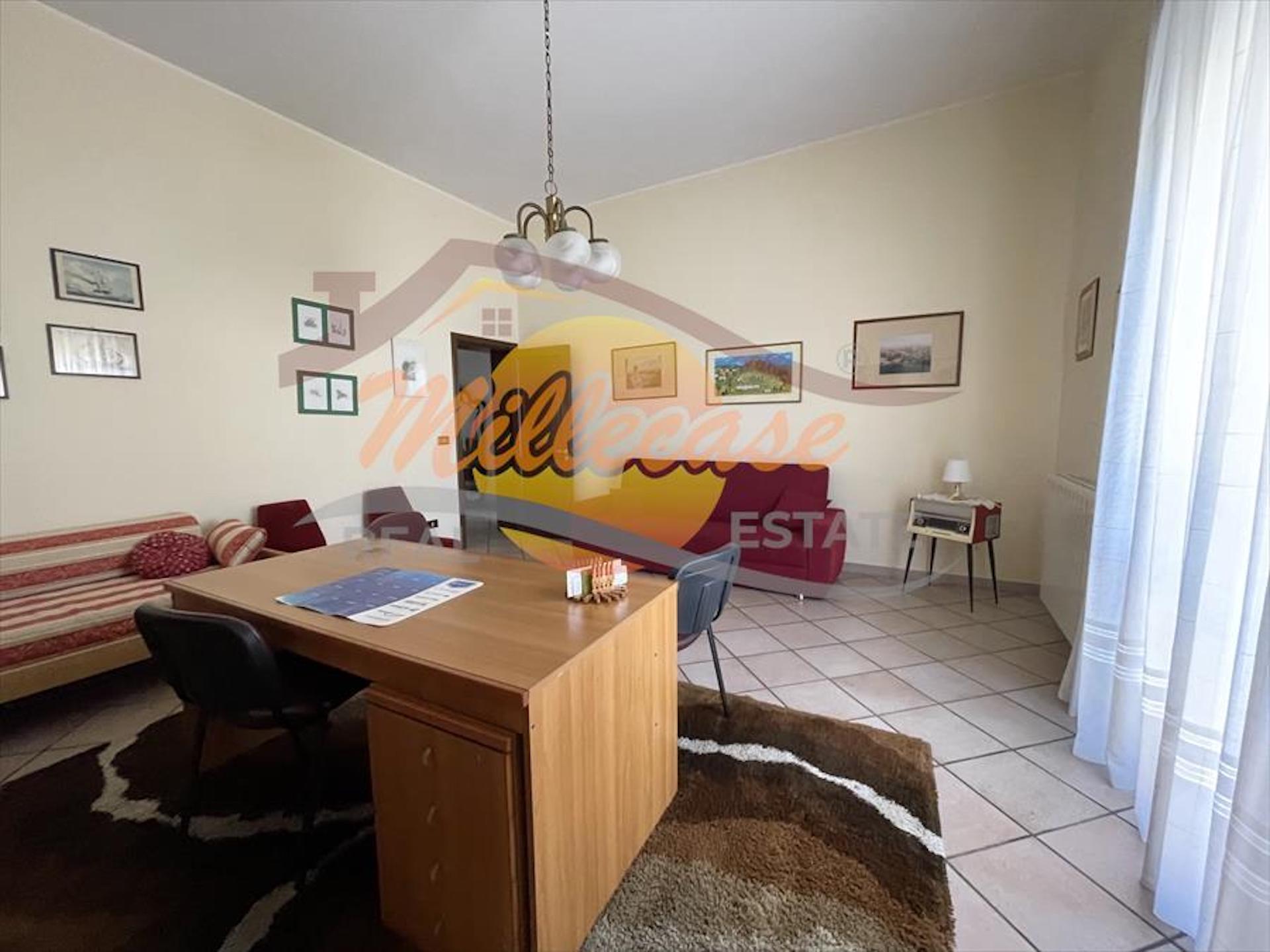 Trilocale in affitto in via bondif�, Siracusa