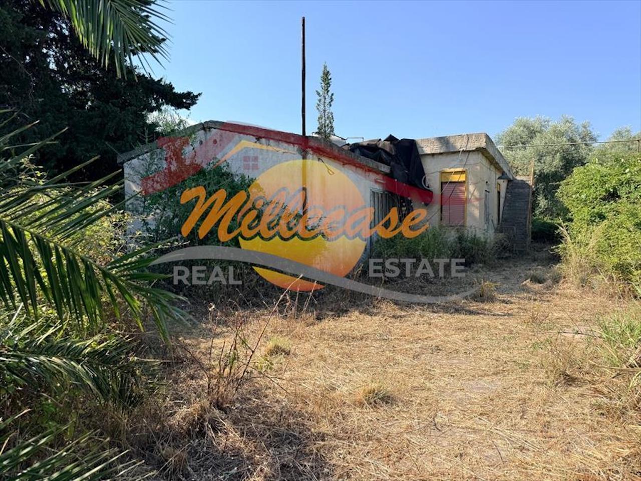 Villa con giardino in via san giovanni bosco, Siracusa