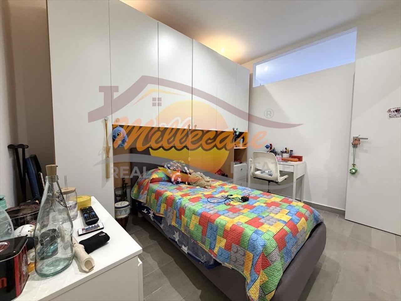 Quadrilocale in vendita in viale luigi cadorna, Siracusa