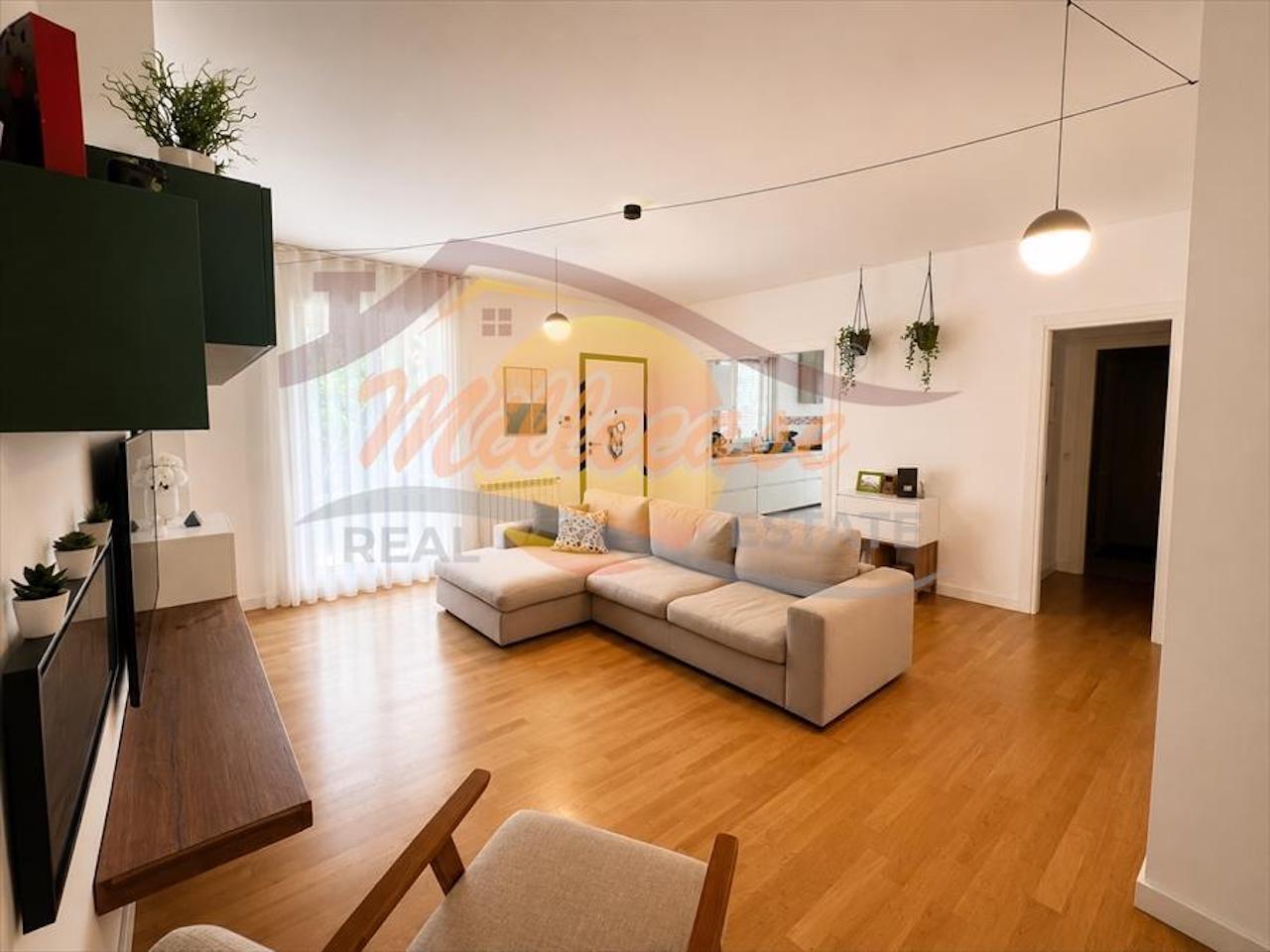 Casa indipendente con giardino in via luigi maria monti, Siracusa