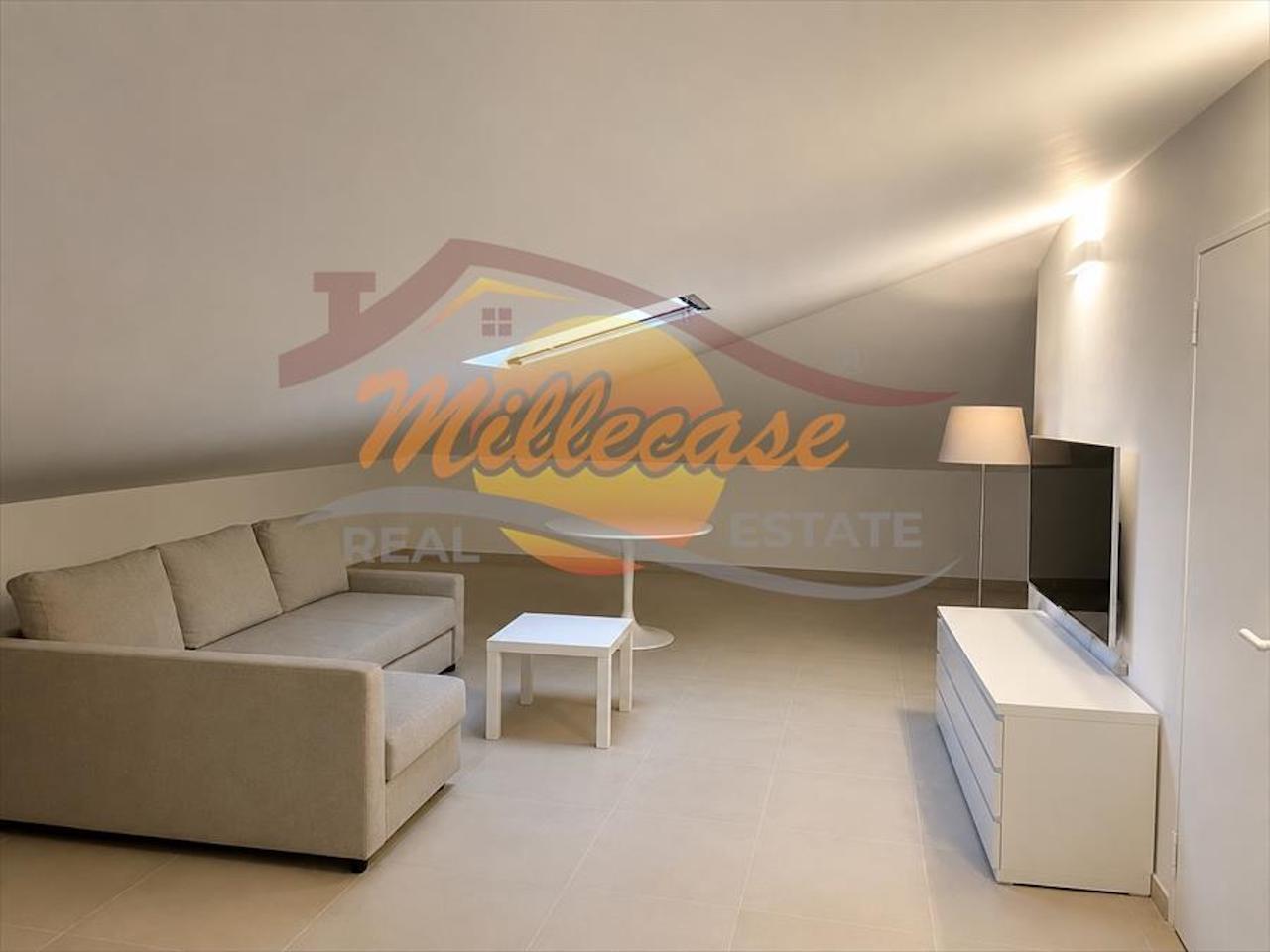 Casa indipendente con giardino in via luigi maria monti, Siracusa