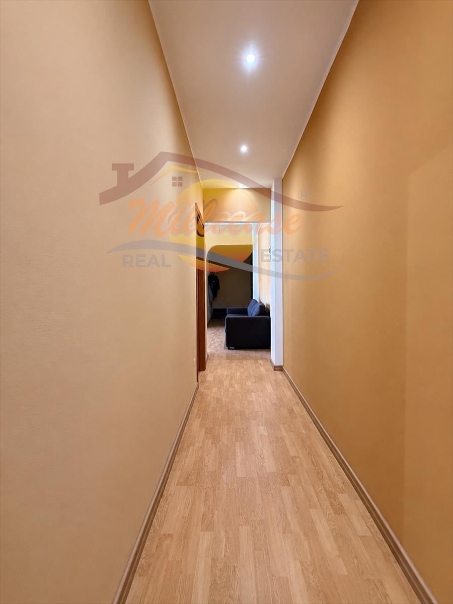 Trilocale ristrutturato in via luigi vanvitelli, Siracusa