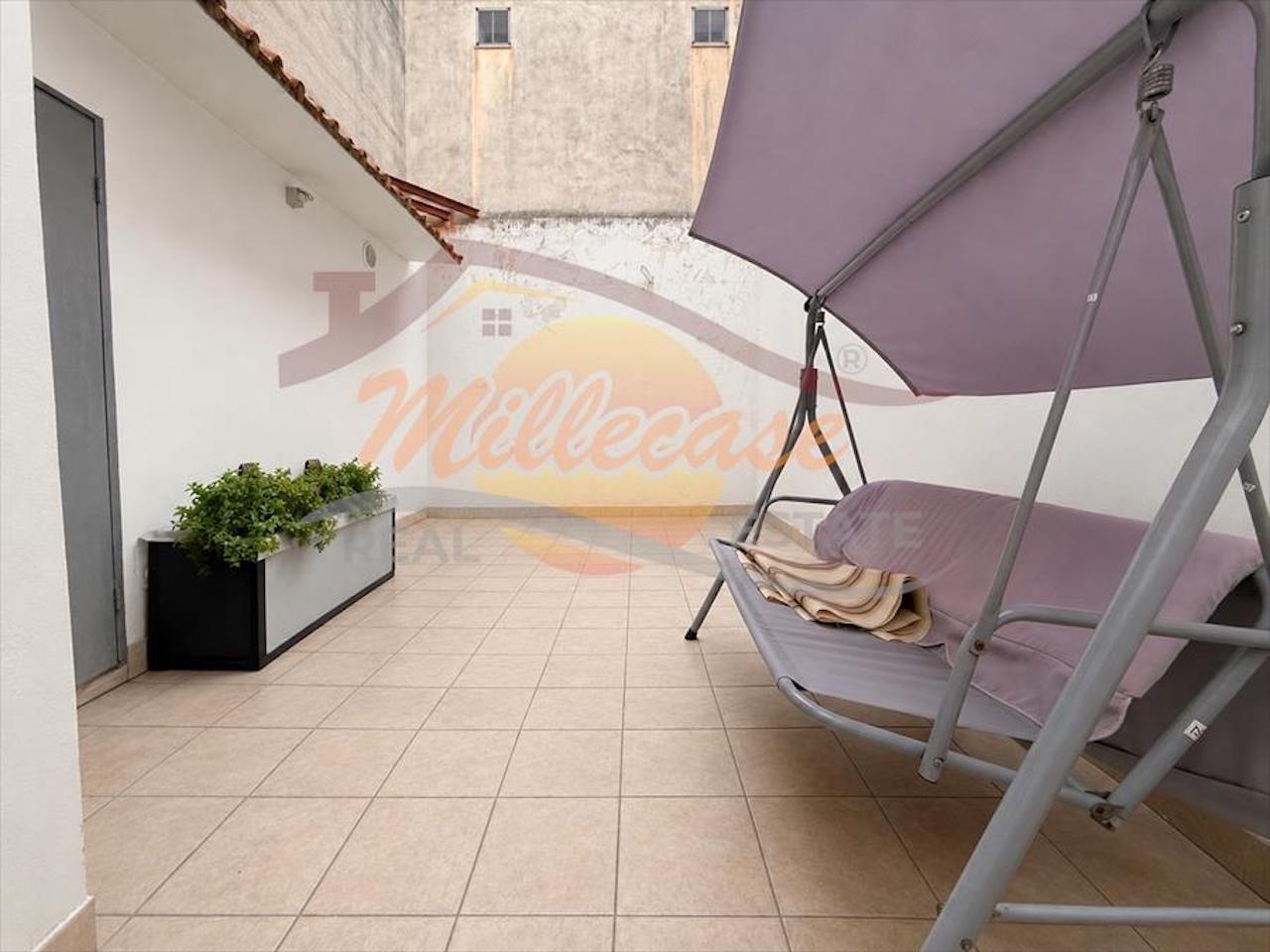 Quadrilocale con terrazzo in via carso, Siracusa