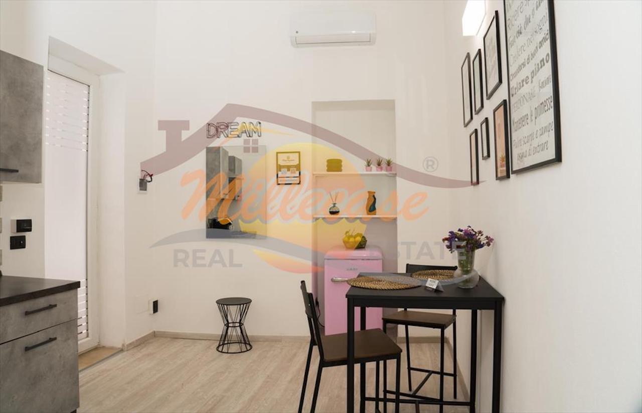 Stabile/Palazzo con terrazzo in viale luigi cadorna, Siracusa